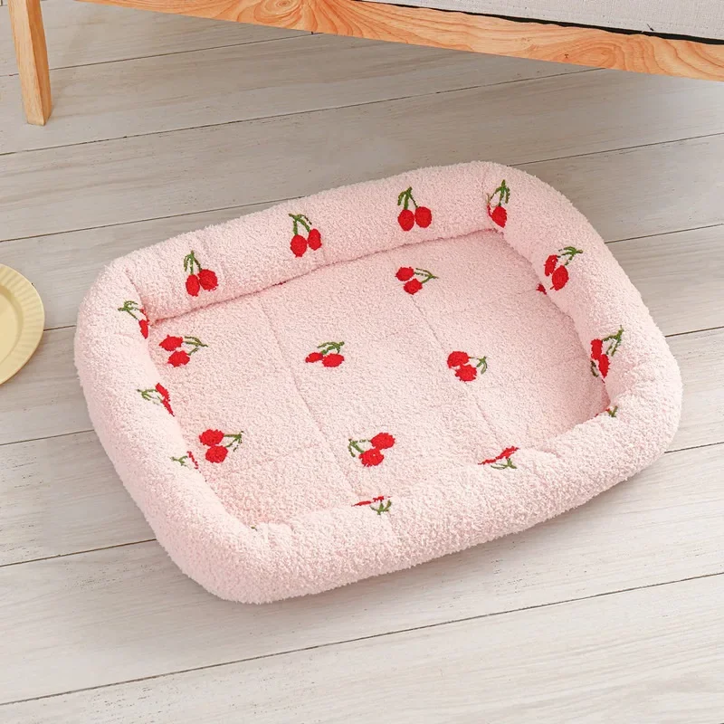 Universal Kennel Cloud Velvet  - Pet Supplies Hours review and price