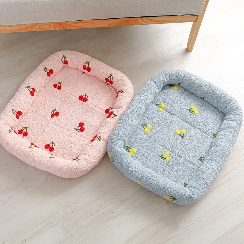 Universal Kennel Cloud Velvet  - Pet Supplies Hours review and price